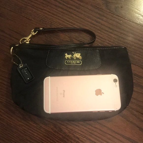 Coach Wristlet - Picture 3 of 3